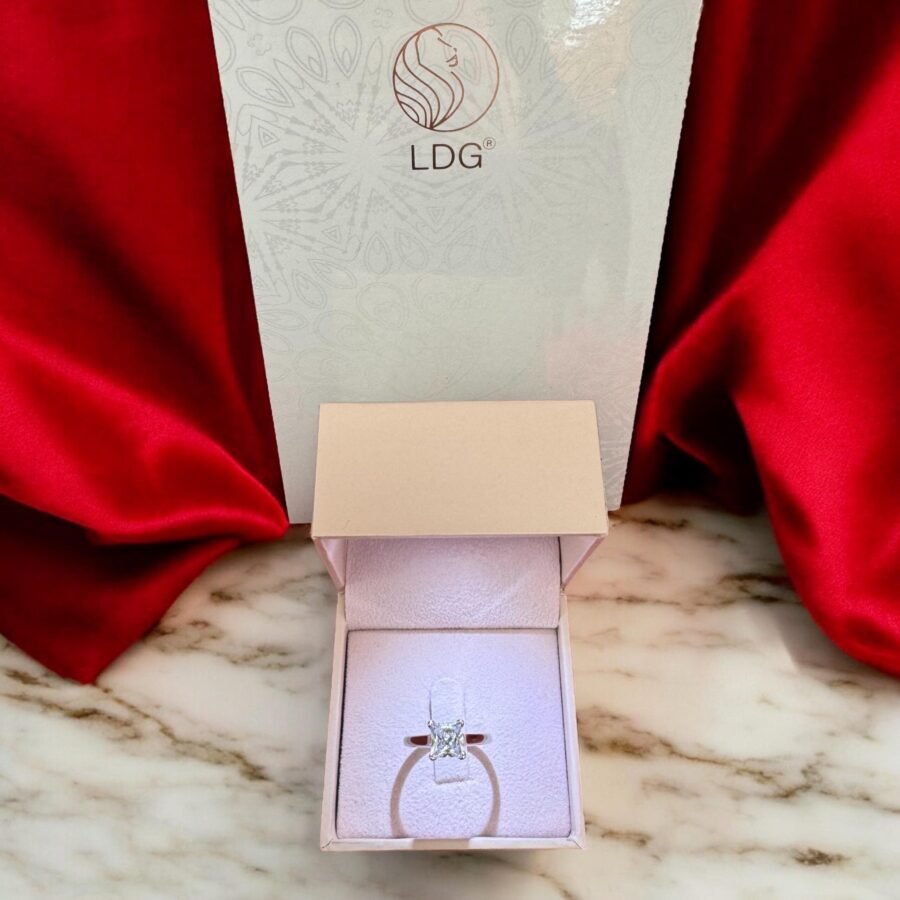 Diamond Ring, 2.00 carat,( E Color VVS2 Clarity) Cushion model Wedding Ring, Lab Grown Diamond, Anniversary Gift, Ring for Her. - Image 4