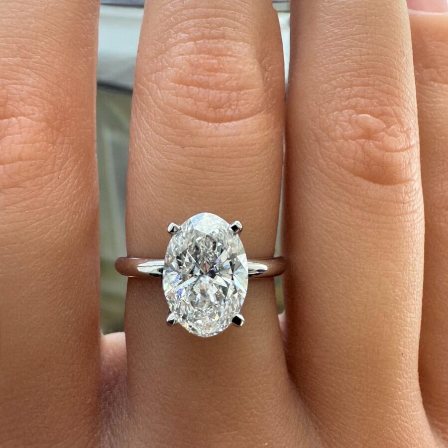 Oval diamond.engagement ring.( D Color VS1 Clarity) 2.50 Carat lab-grown diamond.engagement ring, unique proposal ring.Oval cut