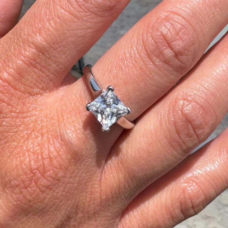Diamond Ring, 2.00 carat,( E Color VVS2 Clarity) Cushion model Wedding Ring, Lab Grown Diamond, Anniversary Gift, Ring for Her. - Image 2