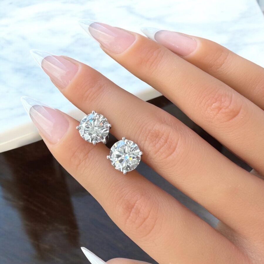 Diamond earrings. ( E Color VS1 Clarity IGI CERT) Martini model. lab grown diamonds.14K gold. Model 4 prongs. Yellow gold for her.8 carat. - Image 7