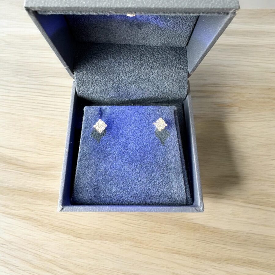 Diamond earrings. Martini model. 4 prongs lab grown diamond. Yellow gold. 0.62 carat. second or first hole, suitable for women and girls, - Image 7
