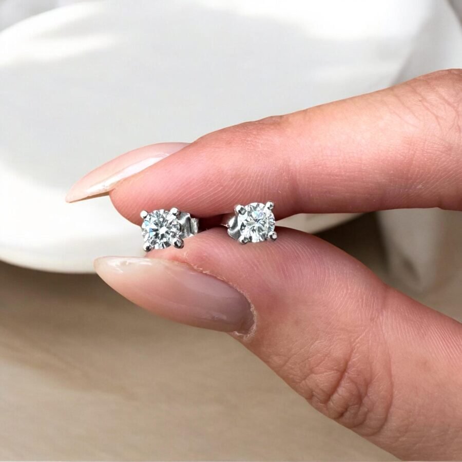 Diamond earrings. Martini model. 4 prongs lab grown diamond. Yellow gold. 0.62 carat. second or first hole, suitable for women and girls,